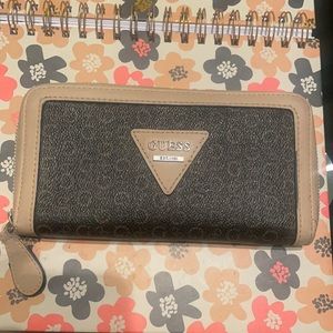Guess wallet